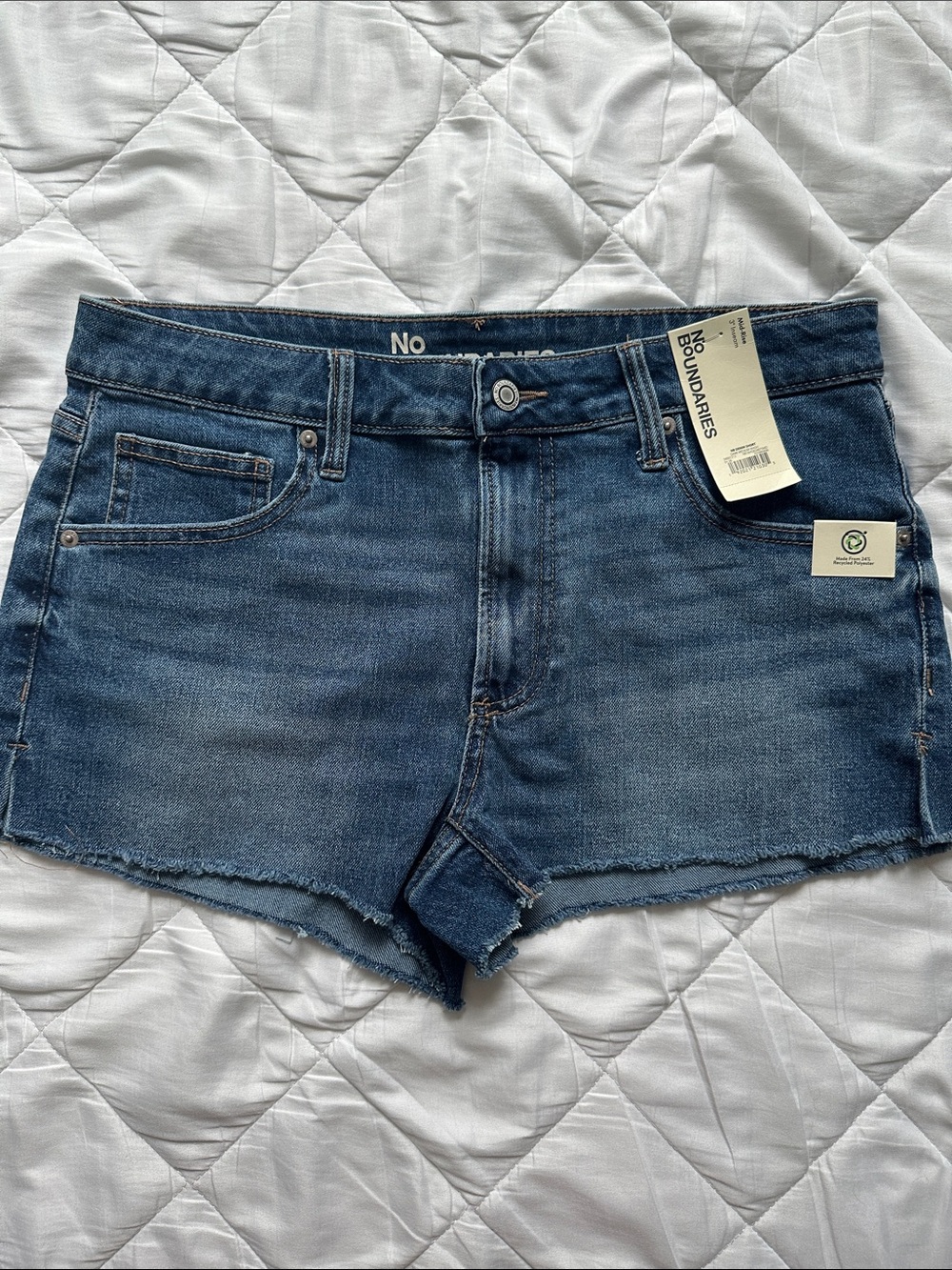 No Boundaries Blue Denim Frayed Hem Women's Shorts